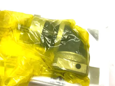 USED APEX DYNAMICS HIGH PRECISION RIGHT ANGLE GEARBOX