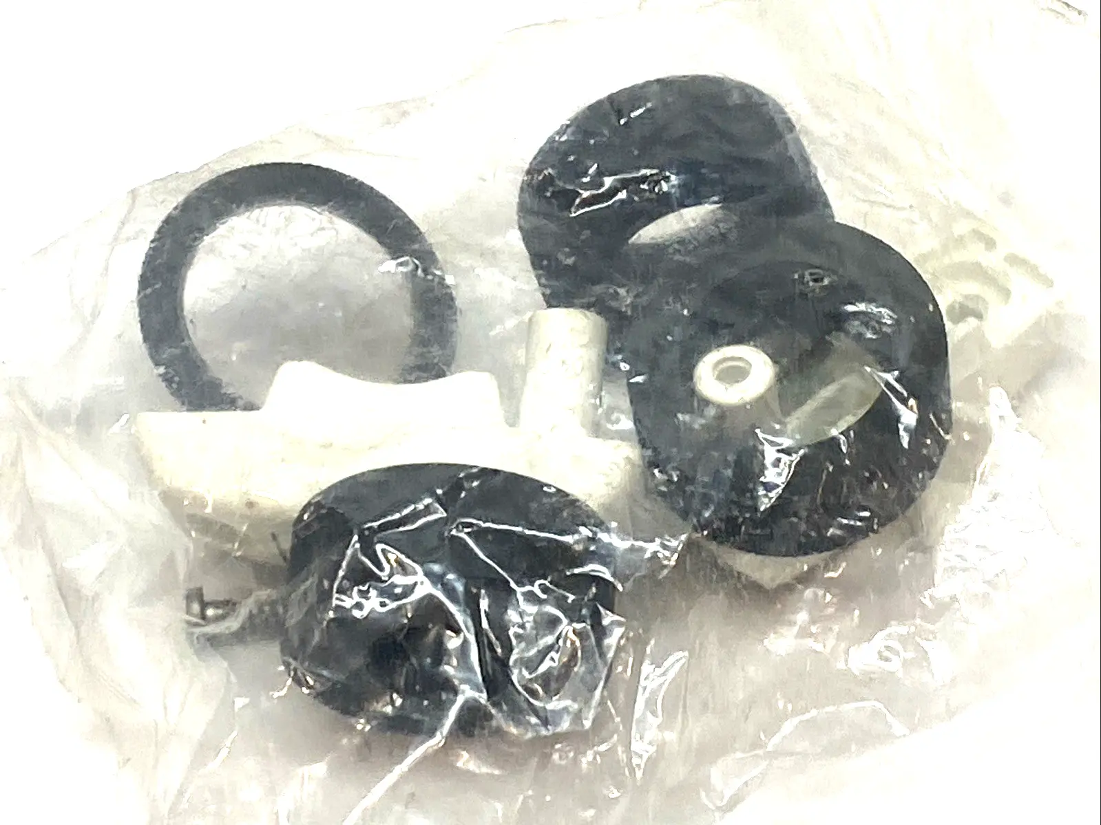New | in-Stock Hubbell End Cap Kit Misc Electrical & Power Parts Michigan US | Maverick Industrial Sales #1402131