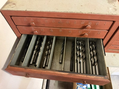 Used _UNKNOWN_ _UNKNOWN_ Jobber Length Drills Indiana US | Miedema Asset Management Group #1574531