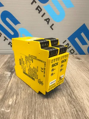 USED SICK UE10-4XT3D2