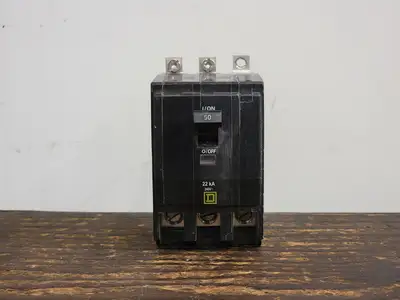 NEW SQUARE D QOB360VH