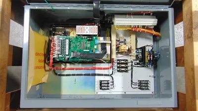 3 HP Allen Bradley 1336-B003E-EADP-EPA-PRP2 Enclosed Variable Frequency Drive New