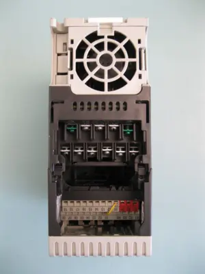 USED Allen-Bradley 25B-D6P0N104