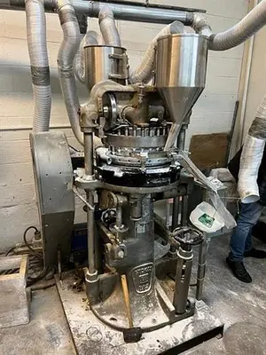 Stokes BB2 27 station tablet press