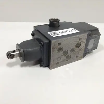 USED REXROTH 4WMR10J11/YASO111