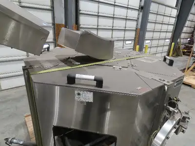Haumiller Bottle Cap Bowl Feeder with Feed Hopper Elevator Conveyor 480V