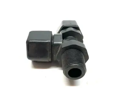 USED PARKER COMPRESSION STYLE PLASTIC RUN TEE FITTING