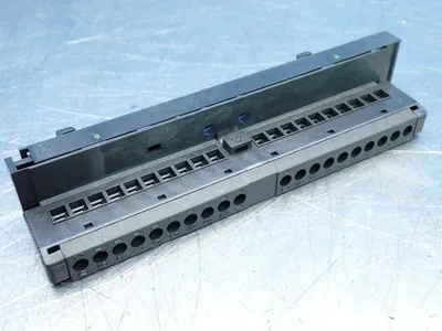 New | in-Stock SIEMENS 6ES73921AJ000AA0 Connector Accessories | HGR 24 #754152