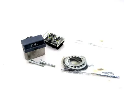 NEW ALLEN BRADLEY 800H-WK42A PUSH BUTTON UNIT 800HWK42A
