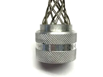 USED HUBBELL STRAIN RELIEF CORD GRIP MISSING HEX CONNECTOR