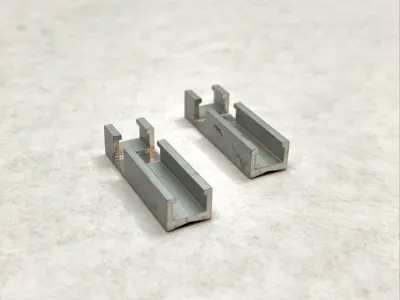 USED BALLUFF MAGNETIC SENSOR MOUNT BRACKET LOT OF 2