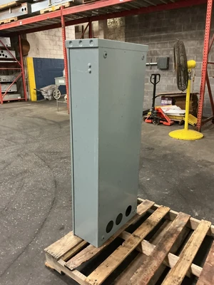 Square D _UNKNOWN_ Disconnectors & Load Switches | Equipment Recovery Corp. (5)