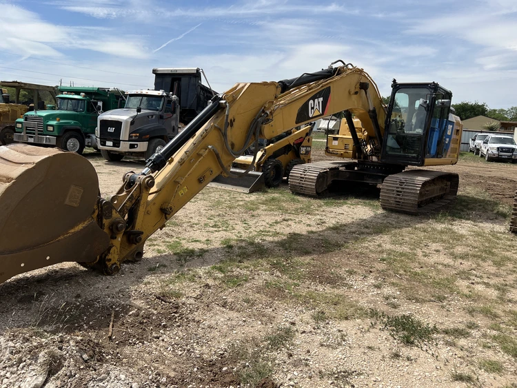 Used 2015 Caterpillar 323FL Excavators Texas US | Zadoon Equipment #1480568