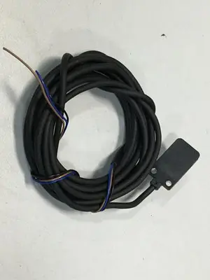 USED OMRON E3T-FD11