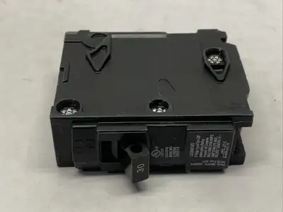 Used Siemens Q130 Circuit Breakers Michigan US | Maverick Industrial Sales #1486202
