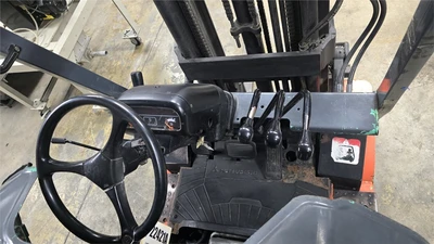 5,000 LB Mitsubishi FGC25K Forklift