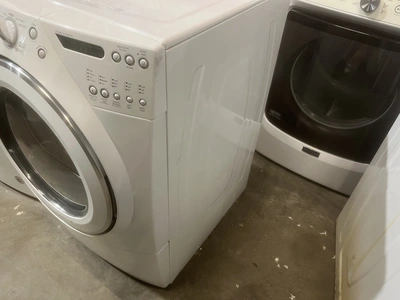 Used WHIRLPOOL FRONT LOAD SET Residential Appliances Michigan US | Miedema Asset Management Group #1322308