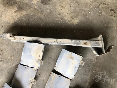 Used CHALLENGER SKID PLATES Miscellaneous Agriculture (Farm) Equipment Iowa US | Kading Ag #1501765