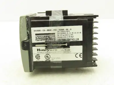 Honeywell DC2500-C0-0B00-200-00000-00-0 UDC2500 Temperature Controller Module