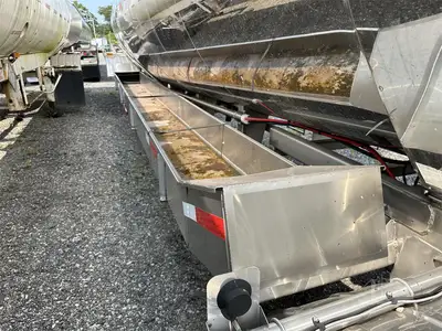 Used 2005 POLAR _UNKNOWN_ Tanker Trailers Indiana US | Lakeshore Equipment Sales #1546606