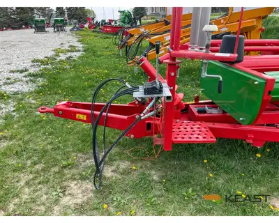 Used FARM KING _UNKNOWN_ Stretch Wrappers Iowa US | Keast Enterprises #1360254