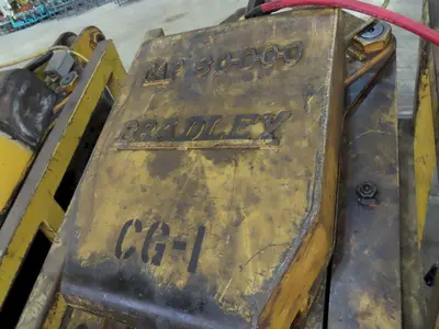 40 TON (80,000 LBS) BRADLEY ADJUSTABLE TELESCOPING COIL LIFTING GRAB TONGS: STOCK #23557
