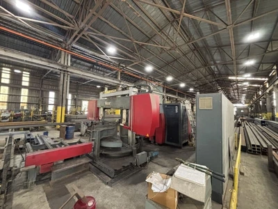 NEW 2011 VOORTMAN VB1050