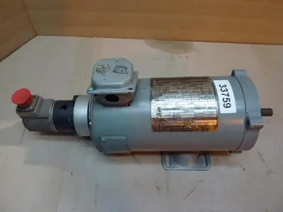 USED UNICO 701-839