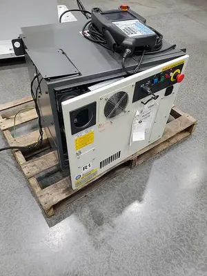 USED FANUC M-710IC/70