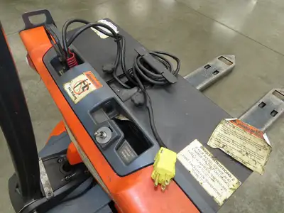 Toyota 8HBW23 Electric Walkie Pallet Jack 4500 lb 45" Forks 8.5" Lift 24V 1250H
