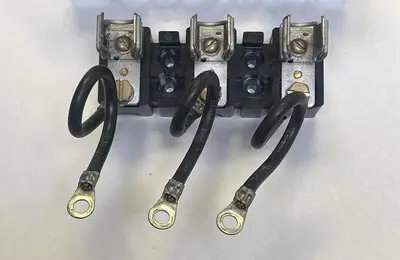 Used ALLEN-BRADLEY X-397397 Disconnects Ohio US | Surplus Asset Holdings #1225661