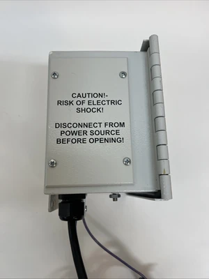 USED Advanced Micro Instruments 221R