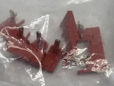 New | in-Stock Releco V10-R Connector Accessories Michigan US | Maverick Industrial Sales #1483229