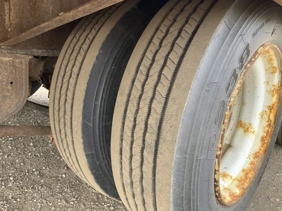 USED 2016 INTERSTATE TRAILER