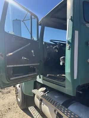Used 1988 FORD LTL-9000 Conventional trucks North Carolina US | Proxy Equipment #1385241