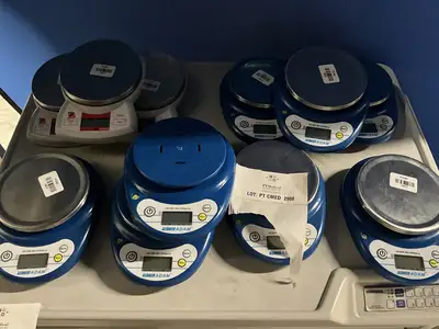 Used Adam Equipment CB 3000 Scales Texas US | PT Medical Technologies #1458661