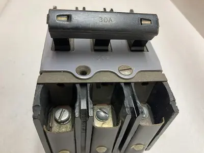 Square D,MH-330,Obsolete Circuit Breaker 30A