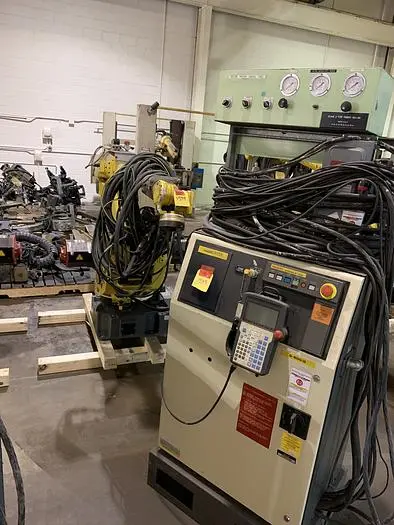 Used 2002 FANUC S-500IB Robots Michigan US | Aucto #1332260