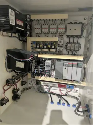 USED 2001 ACCUDYNE ACCUDYNE  PRESS