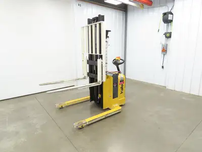 Yale MSW025 Walk Behind Pallet Lift Truck 2500lbs 24V Straddle Stacker 284H 2015