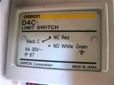 NEW OMRON D4C-3410