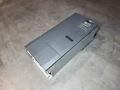 USED SIEMENS 6SE6440-2UD33-7EB1