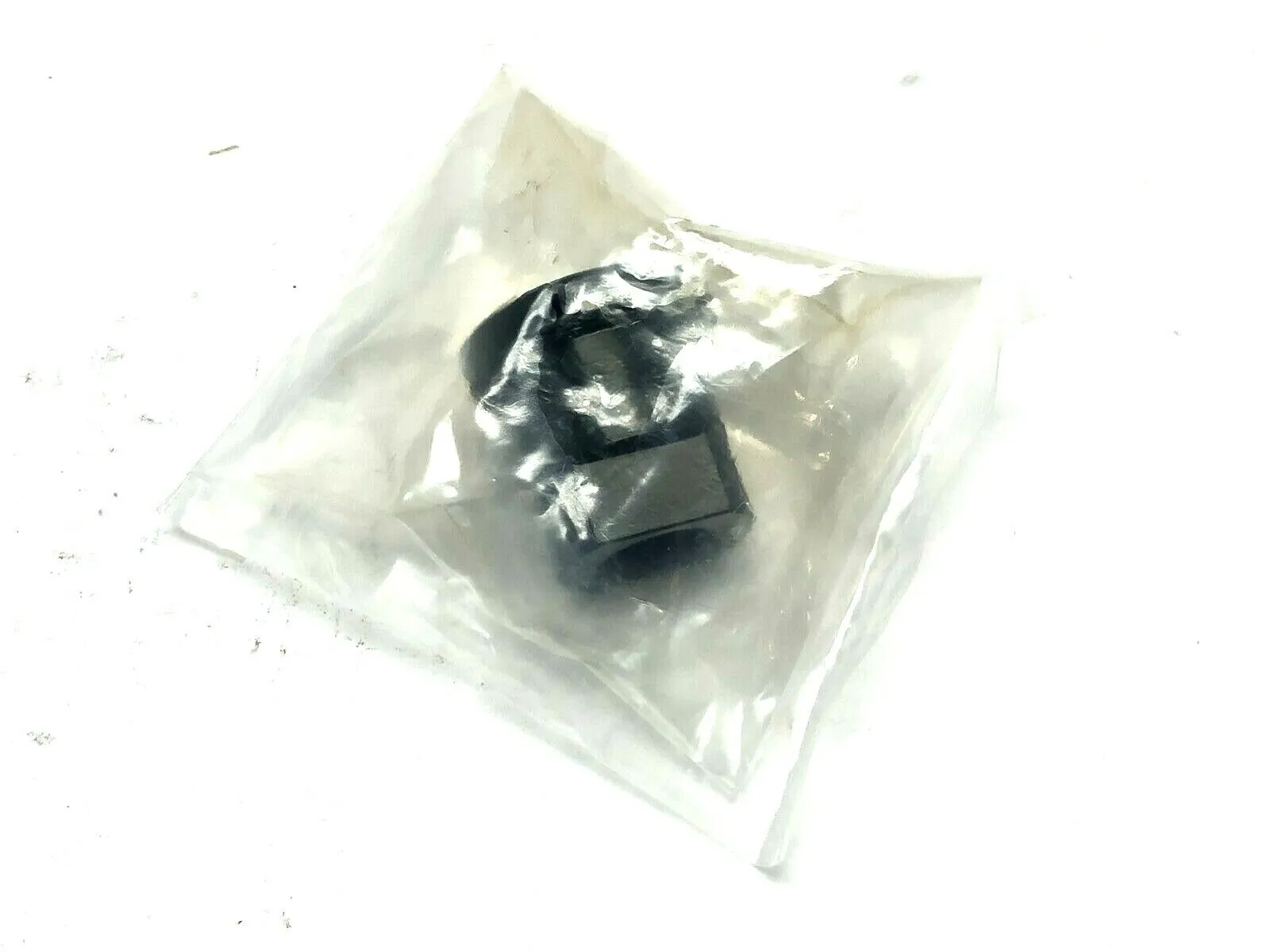 FJUN16 | MiSUMi  Cylinder Connector - New