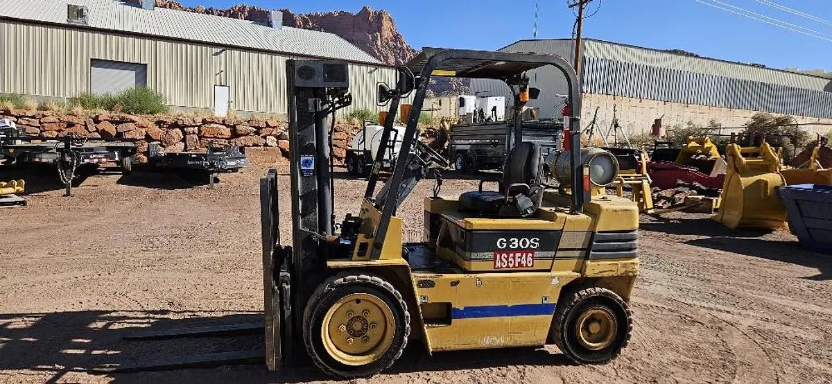 Used DAEWOO G300S Internal Combustion Forklifts: Pneumatic Tire Utah US | CSS Equipment Sales #1347319