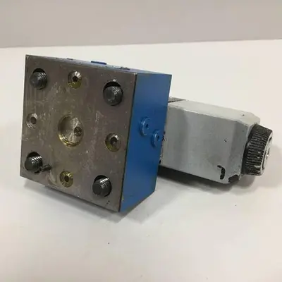 USED VICKERS CVCS25W1320A00B12