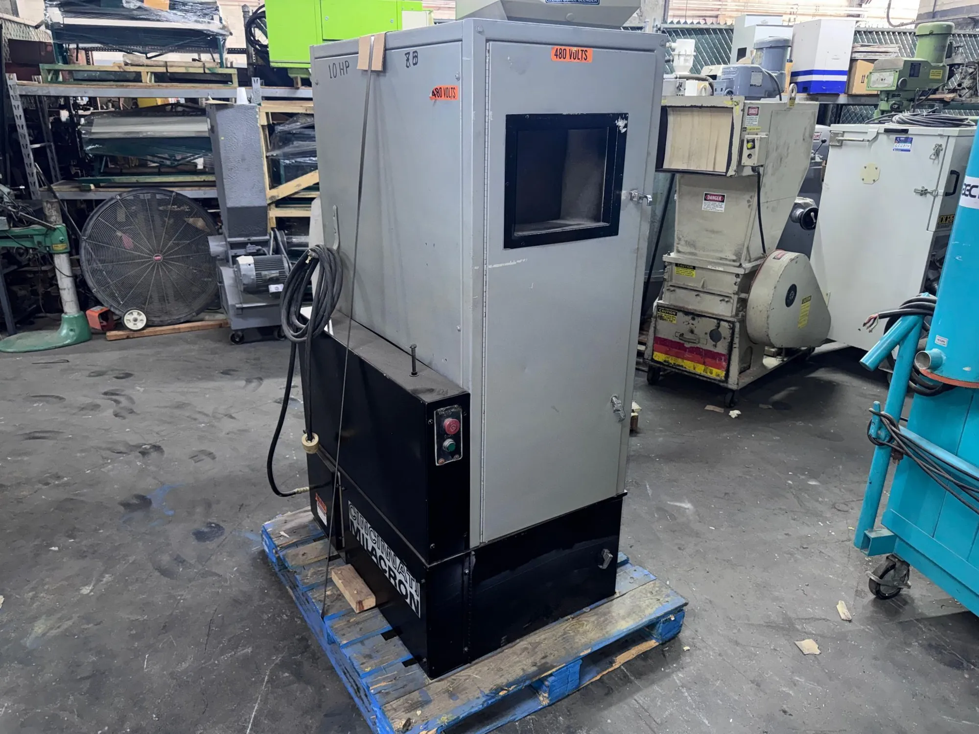 USED CINCINNATI MILACRON CMQ912