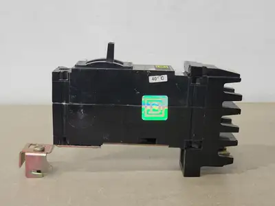 USED SQUARE D FH16015C