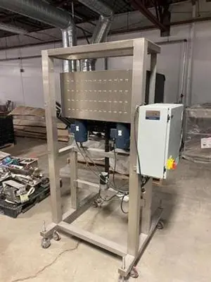 A Packaging Systems Inline Capper