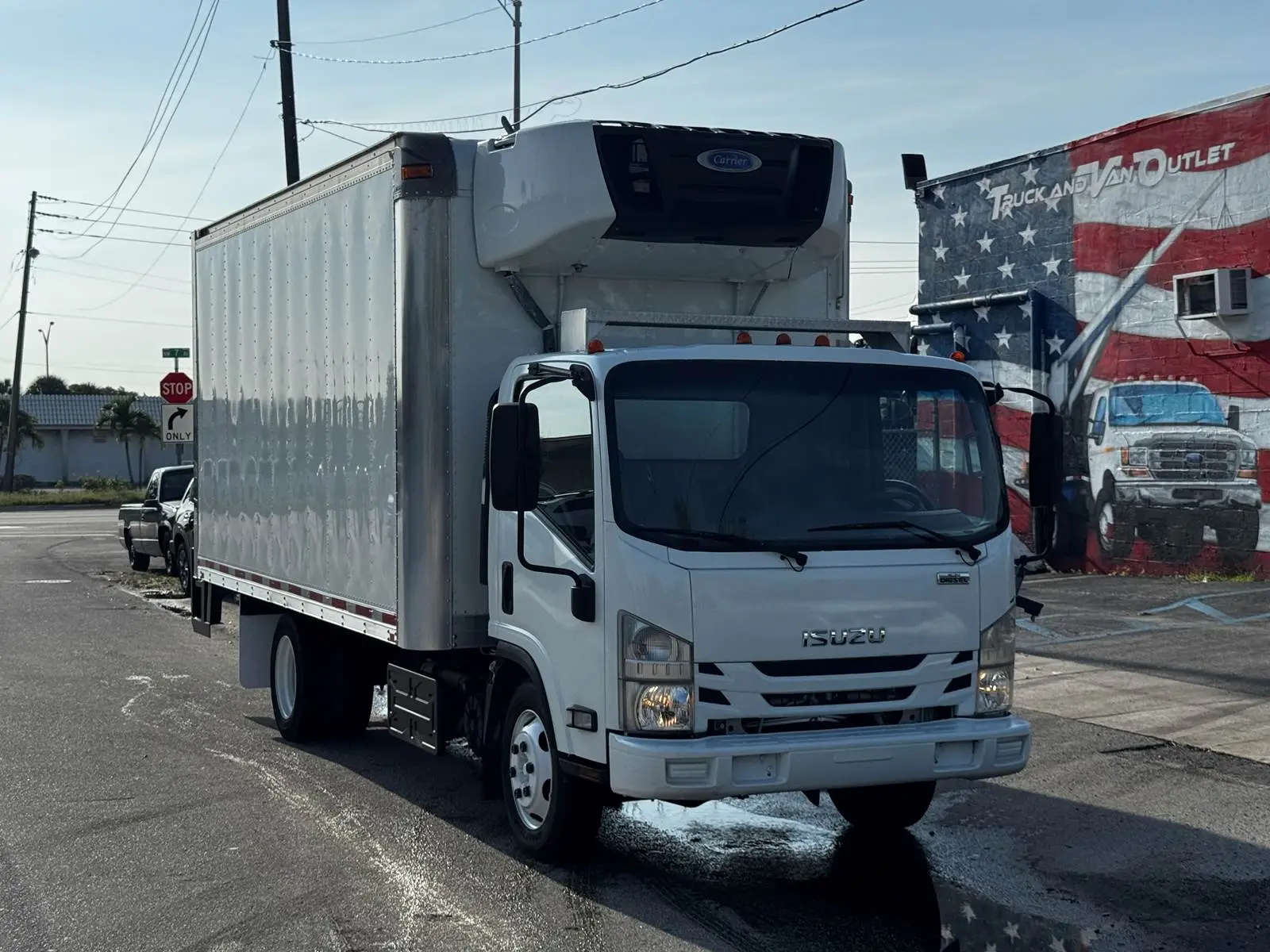 Used 2017 ISUZU NPR XD Reefer Trucks Florida US | Truck and Van Outlet #1509162