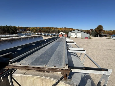 Used 2014 HENSLEY BULK FEED TRAILER Agricultural Trailers Michigan US | Miedema Asset Management Group #1709530